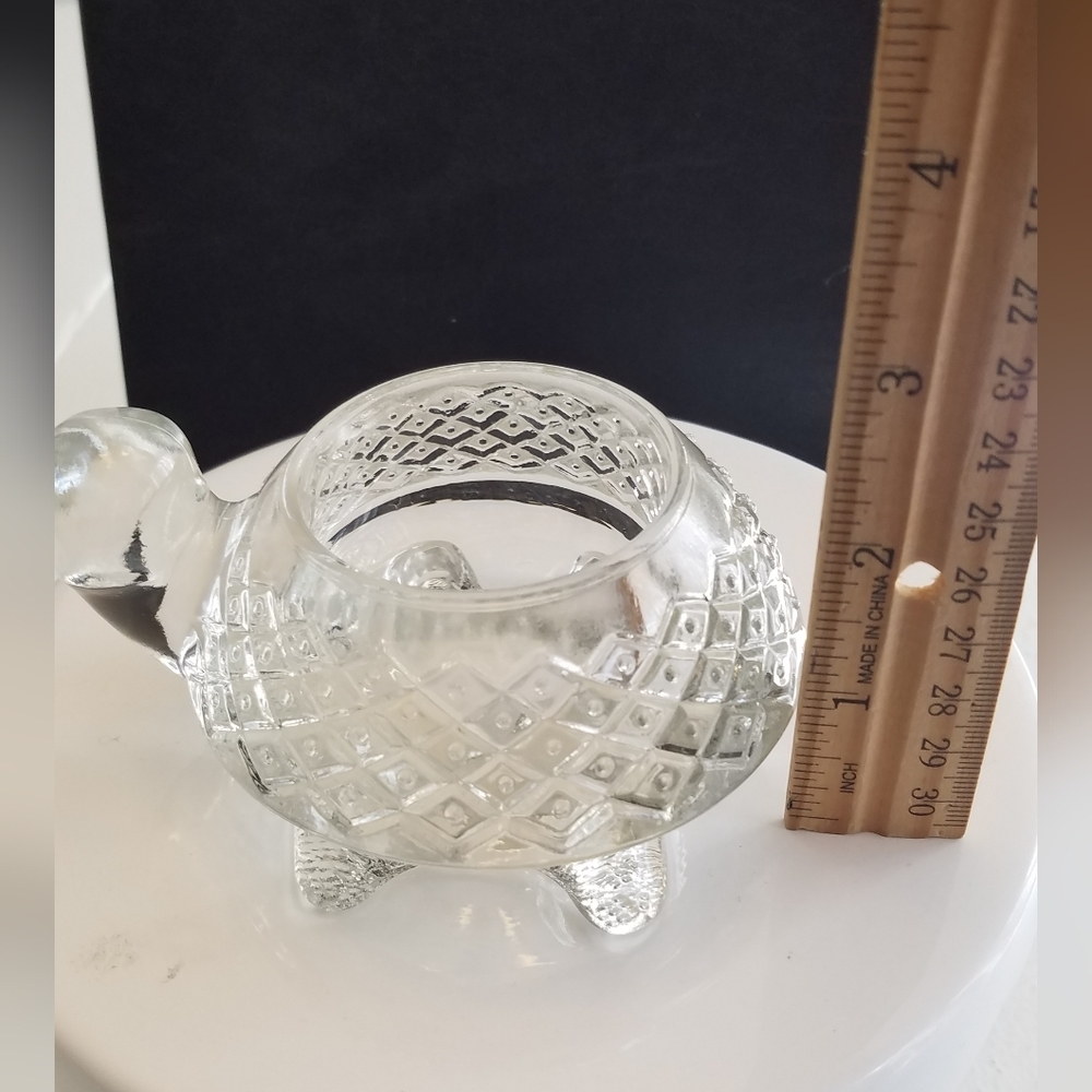 Vintage Crystal Clear Glass Avon Turtle Votive Tealight Candle Holder - Picture 7 of 10